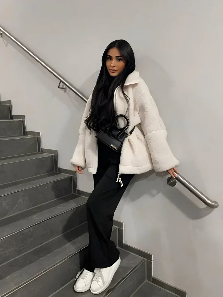 SELENA – Trench elegante e alla moda per un'anima casual senza sforzo