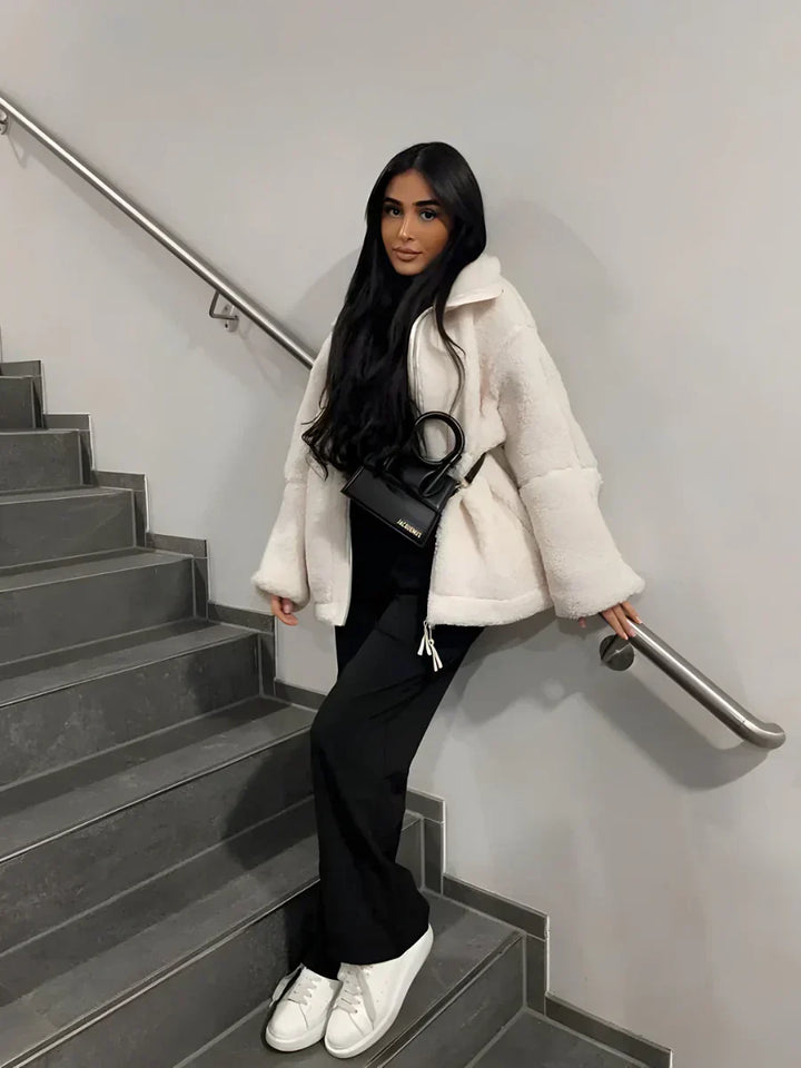 SELENA – Trench elegante e alla moda per un'anima casual senza sforzo