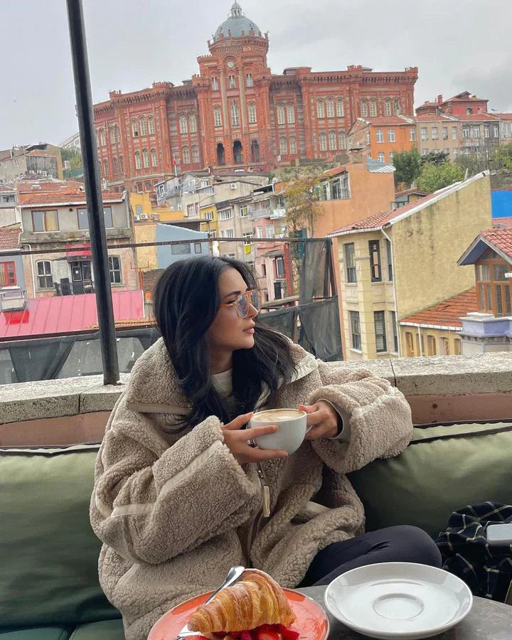 SELENA – Trench elegante e alla moda per un'anima casual senza sforzo