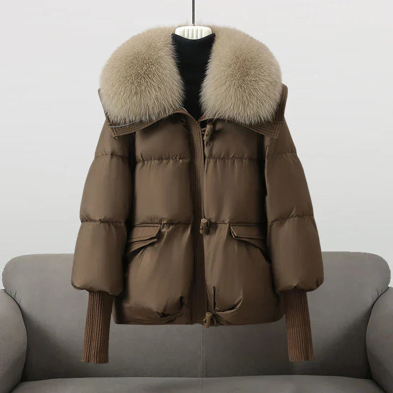 Elara – Calore elegante e accogliente per i giorni freddi