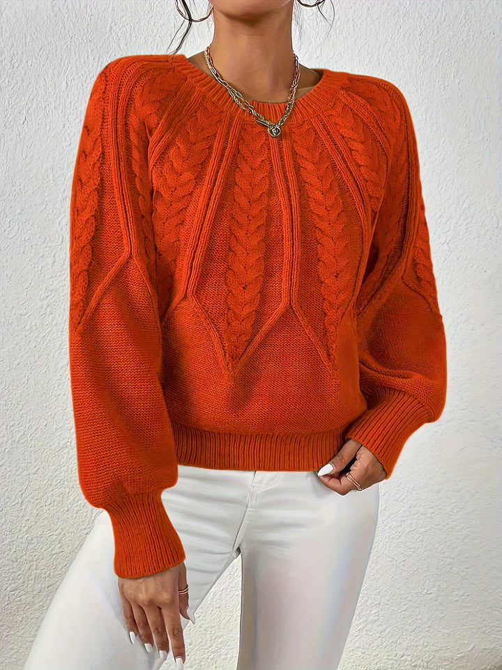 SAVINA – Maglietta in maglia comoda con dettagli floreali eleganti per un look alla moda