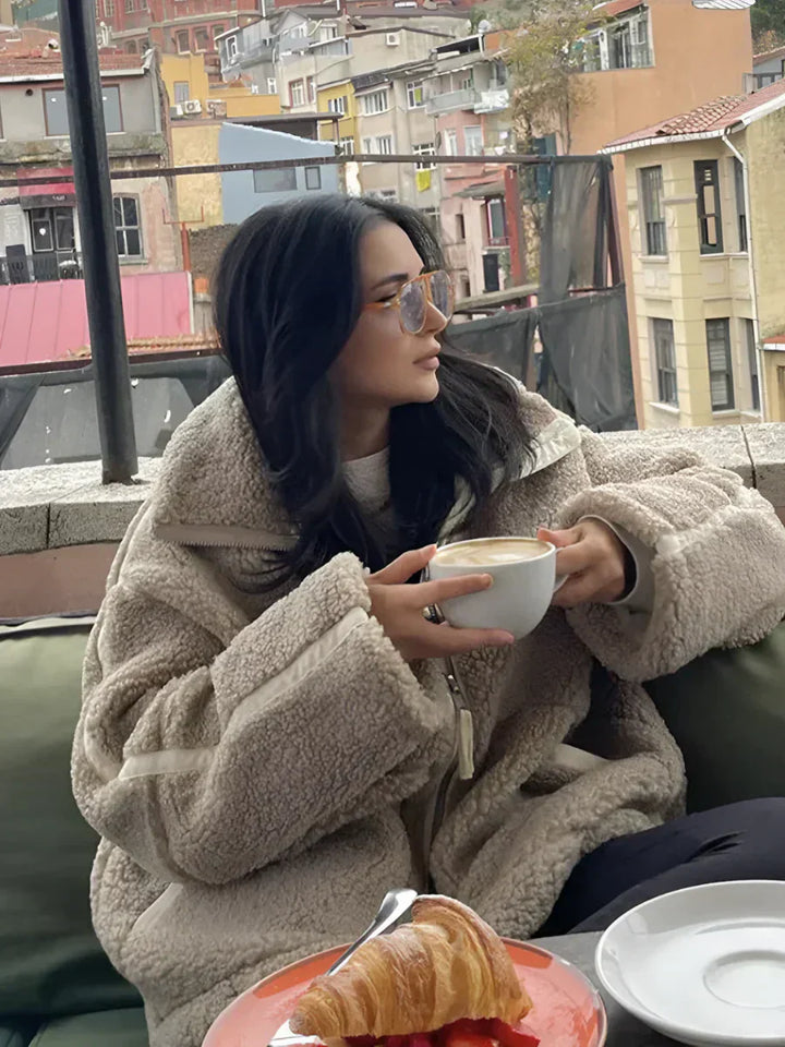 SELENA – Trench elegante e alla moda per un'anima casual senza sforzo