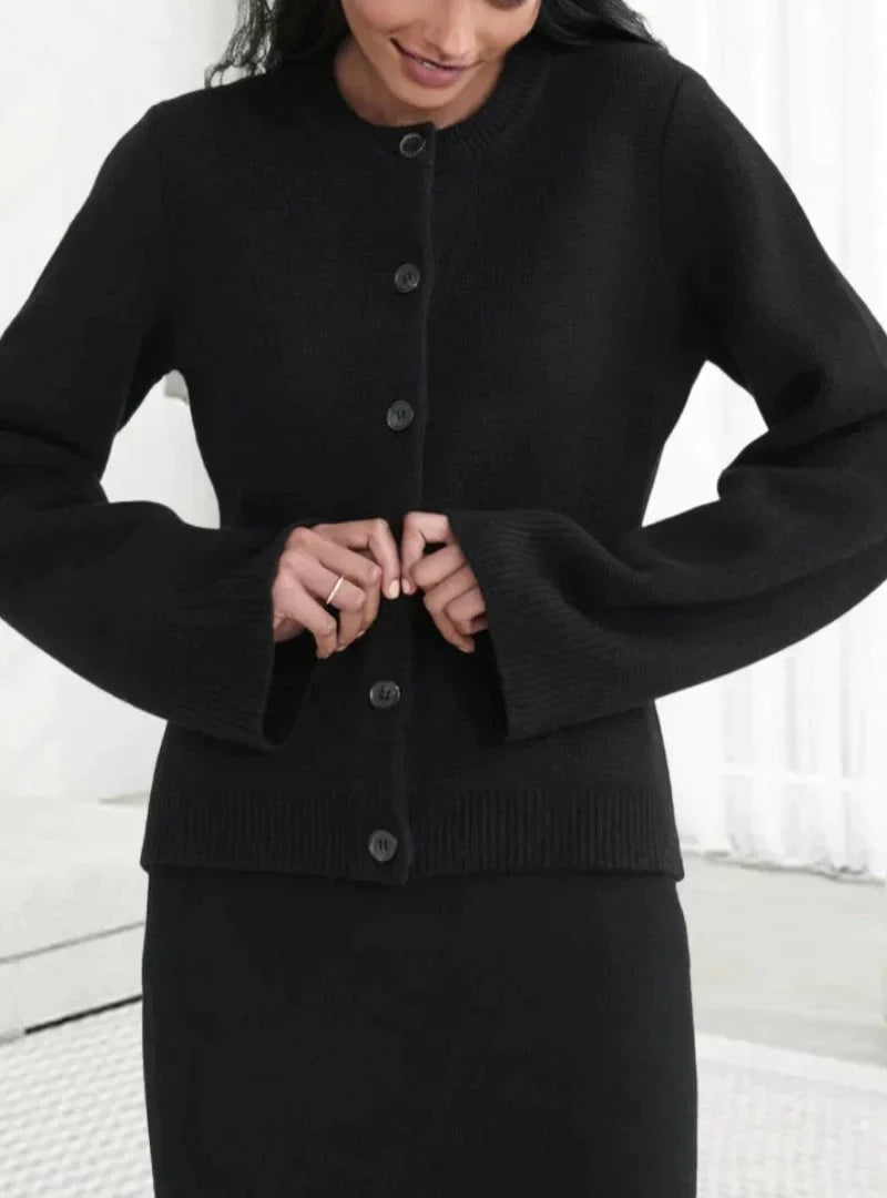 AMBER - Cardigan invernale elegante e caldo per donna con stile britannico