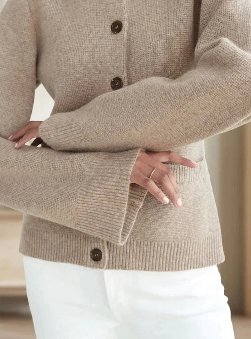 AMBER - Cardigan invernale elegante e caldo per donna con stile britannico