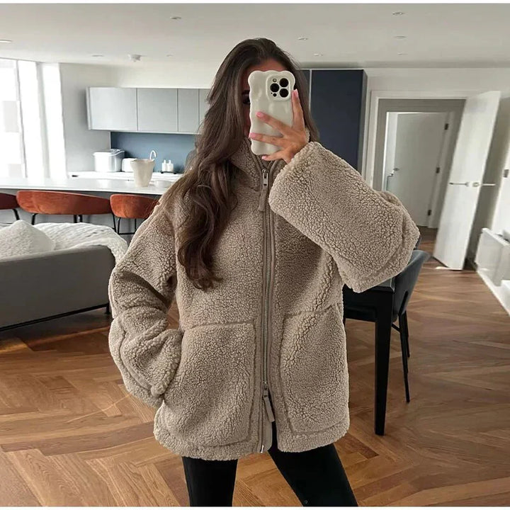 SELENA – Trench elegante e alla moda per un'anima casual senza sforzo